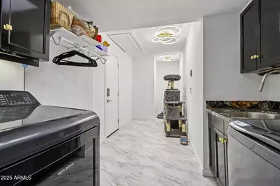 8935 N 82nd Street, Scottsdale, AZ 85258 - Photo 30