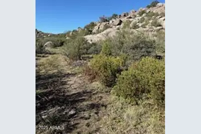 17653 W Foothill Road #7 & 8, Yarnell, AZ 85362 - Photo 2