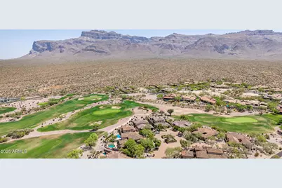 2474 S Moonlight Drive #9, Gold Canyon, AZ 85118 - Photo 4