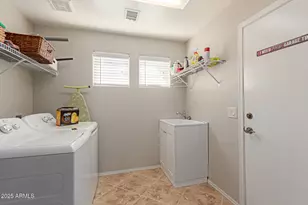 5520 E Holmes Ave, Mesa, AZ 85206 - Photo 18