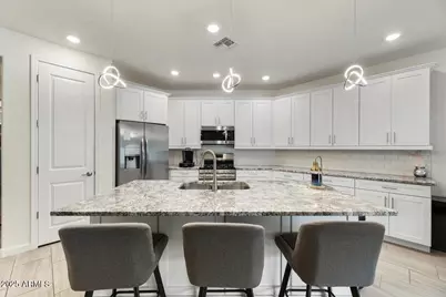 2745 W Pollack Street, Phoenix, AZ 85041 - Photo 1