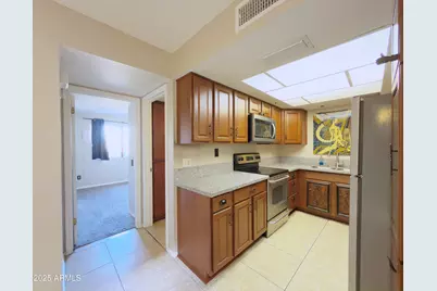 8612 N Shadow Lane, Peoria, AZ 85345 - Photo 10