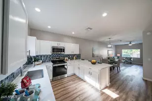 17610 N 17th Pl, Phoenix, AZ 85022 - Photo 10