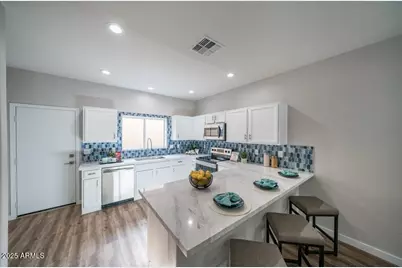 17610 N 17th Place #11, Phoenix, AZ 85022 - Photo 6