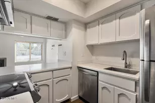 5146 E Oak St, Phoenix, AZ 85008 - Photo 18