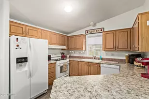 201 S Greenfield Rd, Mesa, AZ 85206 - Photo 8