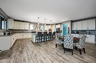 13532 W Sierra Vista Dr, Glendale, AZ 85307 - Photo 22