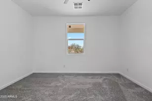 14045 S Berwick Rd, Arizona City, AZ 85123 - Photo 18