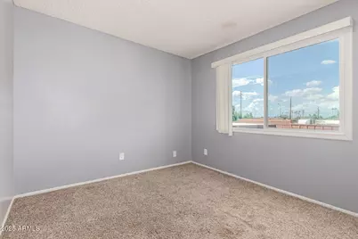 7839 N 49th Avenue, Glendale, AZ 85301 - Photo 16