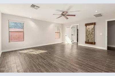 2425 W Florentine Road, Phoenix, AZ 85086 - Photo 20