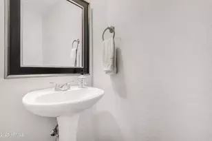 2425 W Florentine Rd, Phoenix, AZ 85086 - Photo 26