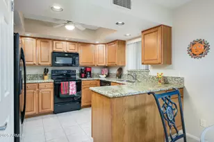 12212 N Paradise Vlg Pkwy S, Phoenix, AZ 85032 - Photo 6