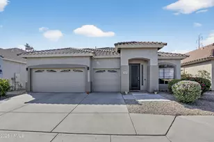 2443 E Fremont Rd, Phoenix, AZ 85042 - Photo 1