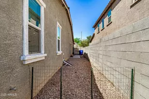 18237 W Via Montoya Dr, Surprise, AZ 85387 - Photo 30