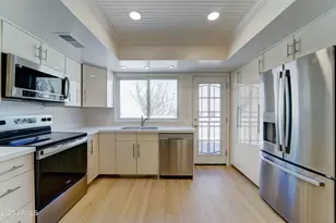 1658 N Sierra Vista Dr, Tempe, AZ 85288 - Photo 4