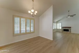 1658 N Sierra Vista Dr, Tempe, AZ 85288 - Photo 6