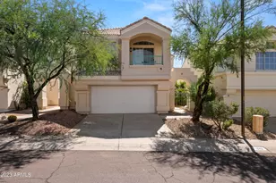1143 E Amberwood Dr, Phoenix, AZ 85048 - Photo 2