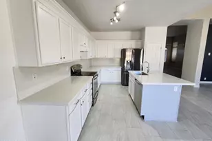 1754 E Cotton Ct, Gilbert, AZ 85234 - Photo 12