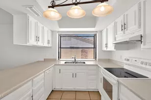 9313 E Altadena Ave, Scottsdale, AZ 85260 - Photo 10