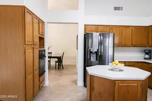 18883 N 88th Dr, Peoria, AZ 85382 - Photo 12