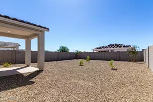 18207 W Daley Ln, Surprise, AZ 85387 - Photo 36