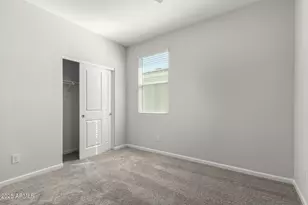 18207 W Daley Ln, Surprise, AZ 85387 - Photo 32