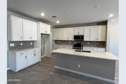 17458 W Fulton Street, Goodyear, AZ 85338 - Photo 6