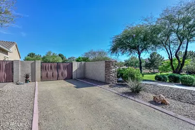 18417 W Denton Avenue, Litchfield Park, AZ 85340 - Photo 2