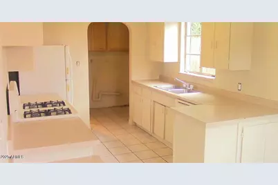 114 S Lebaron Street, Mesa, AZ 85210 - Photo 10