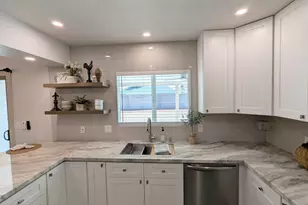 4725 W Kristal Way, Glendale, AZ 85308 - Photo 4