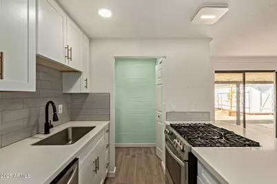 1724 W Voltaire Avenue, Phoenix, AZ 85029 - Photo 4