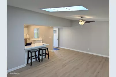 10433 W Oakmont Drive, Sun City, AZ 85351 - Photo 8