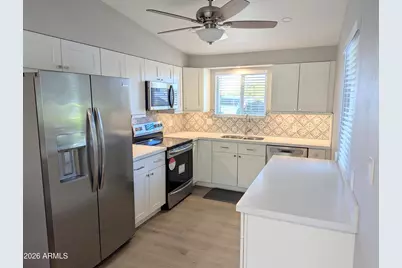 10433 W Oakmont Drive, Sun City, AZ 85351 - Photo 10