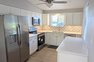 10433 W Oakmont Dr, Sun City, AZ 85351 - Photo 10