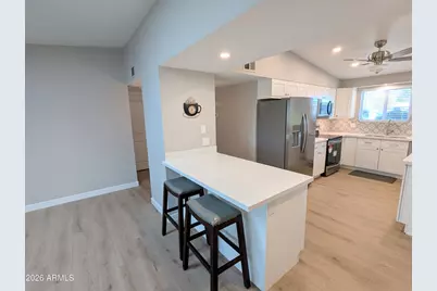10433 W Oakmont Drive, Sun City, AZ 85351 - Photo 10