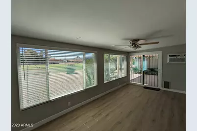 10433 W Oakmont Drive, Sun City, AZ 85351 - Photo 24