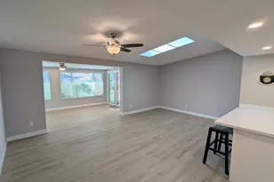 10433 W Oakmont Dr, Sun City, AZ 85351 - Photo 6