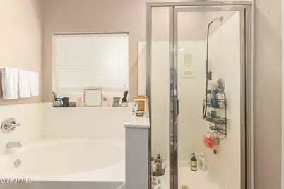 2730 E Valencia Drive, Phoenix, AZ 85042 - Photo 18