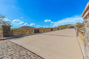 2439 W Donatello Dr, Phoenix, AZ 85086 - Photo 50