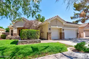 8015 S Michele Ln, Tempe, AZ 85284 - Photo 1