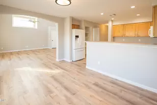 14901 W Lamoille Dr, Surprise, AZ 85374 - Photo 12