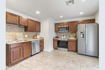 16833 N 17th Place, Phoenix, AZ 85022 - Photo 12