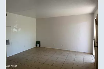 2537 W Georgia Avenue #19, Phoenix, AZ 85017 - Photo 8