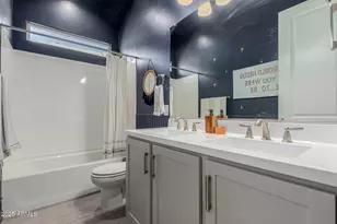 2235 E Saguaro Park Ln, Phoenix, AZ 85024 - Photo 32