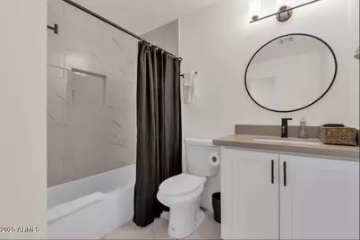 2452 E Manhatton Drive, Tempe, AZ 85282 - Photo 24