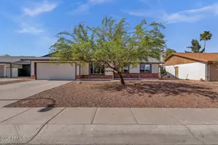 2452 E Manhatton Dr, Tempe, AZ 85282 - Photo 14