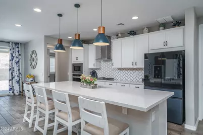 11987 S 172nd Avenue, Goodyear, AZ 85338 - Photo 2