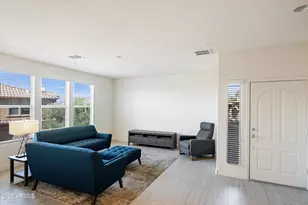 2425 W Bronco Butte Trl, Phoenix, AZ 85085 - Photo 6