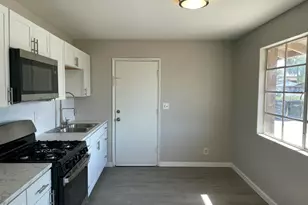 2811 N 17th Pl, Phoenix, AZ 85006 - Photo 4