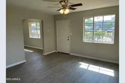 2811 N 17th Place, Phoenix, AZ 85006 - Photo 6